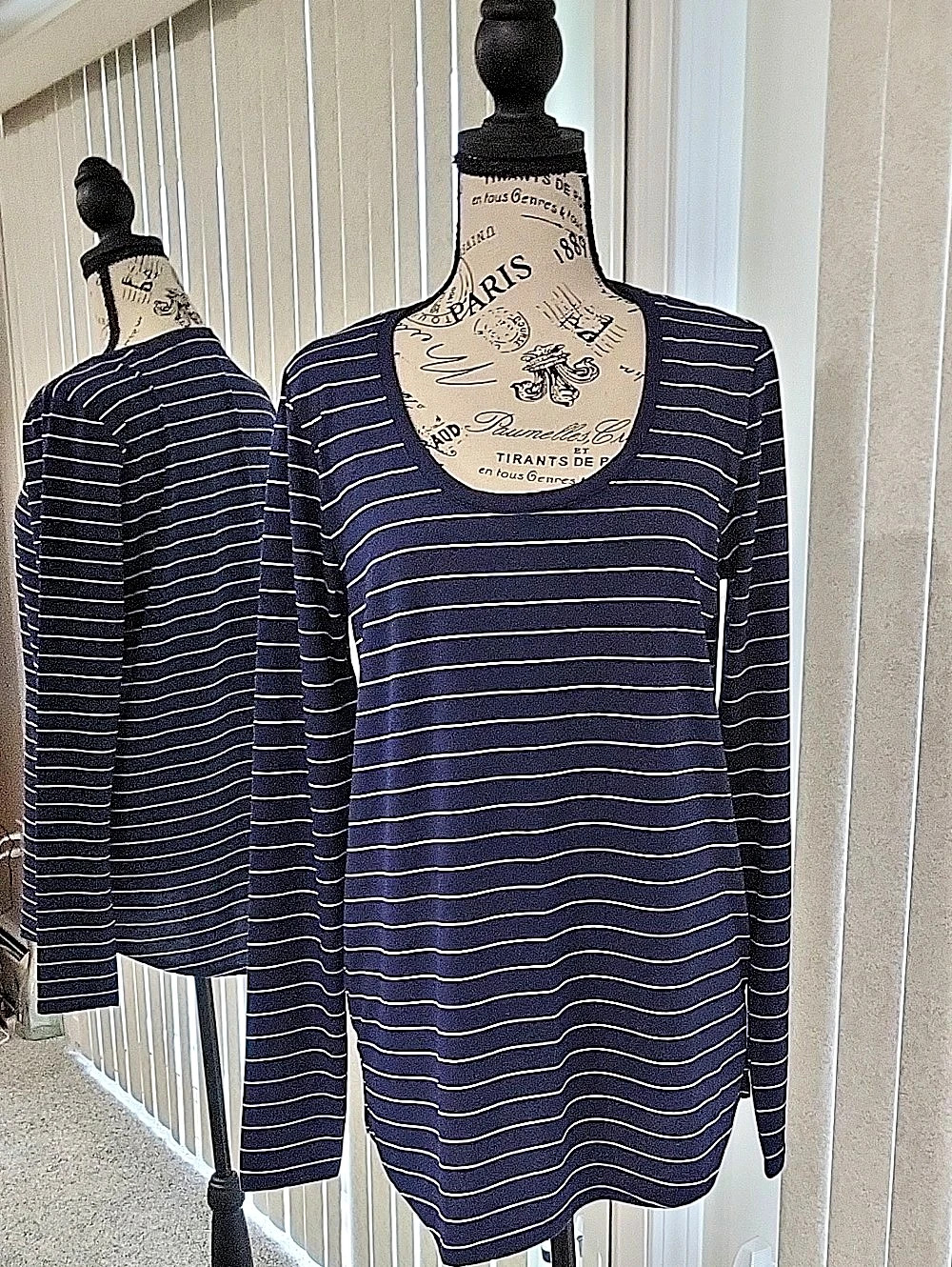 Lands' End Striped Long Sleeve Top in Blue & White Size Medium NWOT